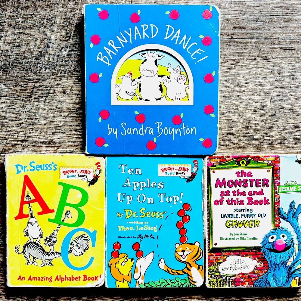 CHILDREN’S Books BUNDLE/ LOT OF (4) Dr. Seuss
Cookie Monster~